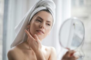 women-doing-skin-care