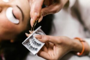 New Lash Extensions: Elevate Your Eyes